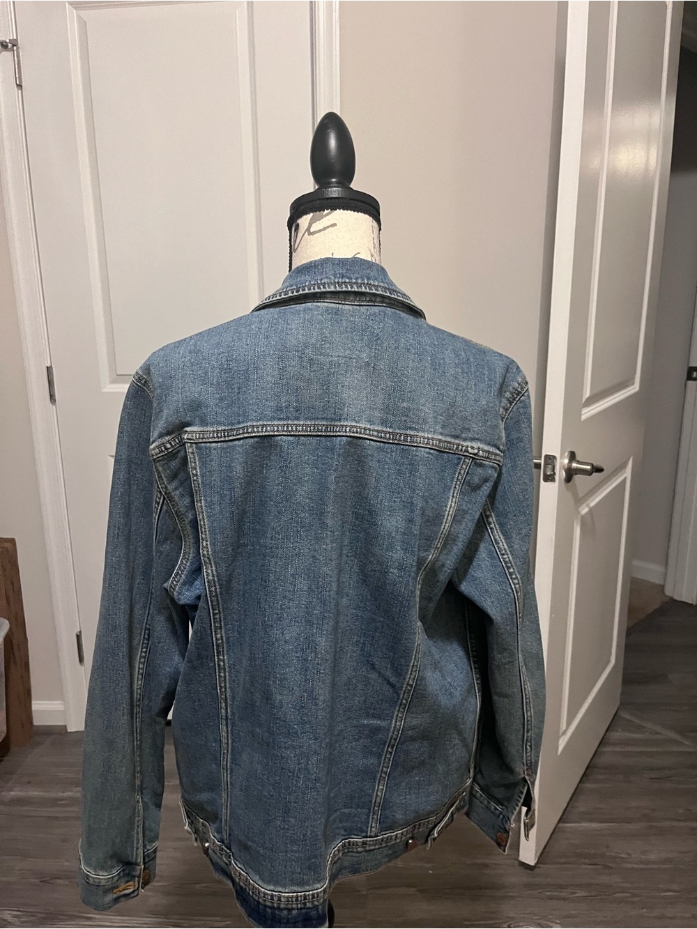 Old Navy Light Blue Denim Trucker Jacket - Picture 3 of 4